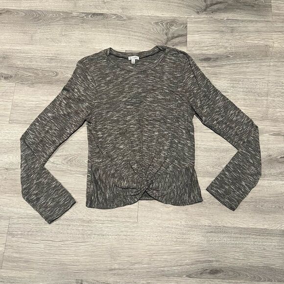 Love, fire Grey Heather Long Sleeve Top with Twist in the Front - Picture 2 of 9